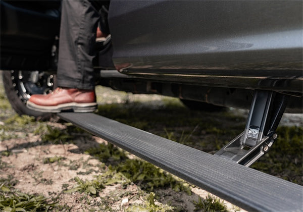 PowerStep Plug N Play - Black — 22-23 Toyota Tundra