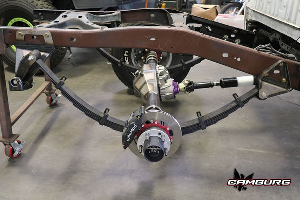 L/T Spring-Under Mounts Shackles & Hardware Kit — 05-23 Toyota Tacoma