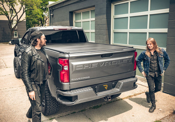 6.5ft. Bed (w/Deck Rail Sys) Retrax EQ — 22-23 Toyota Tundra